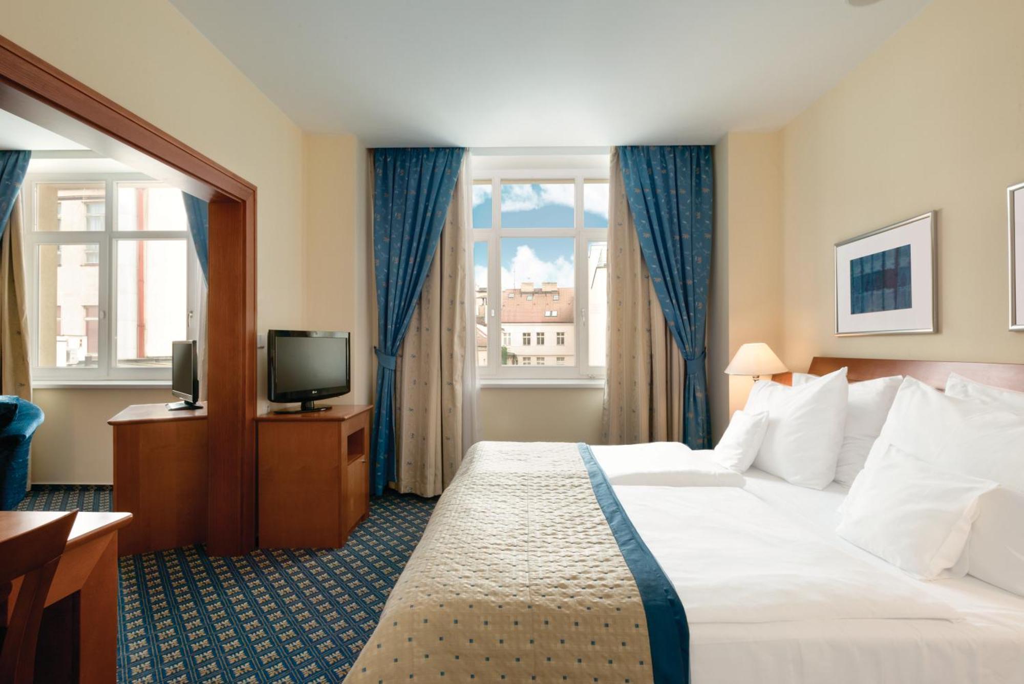 Ramada Centre 4* Prag