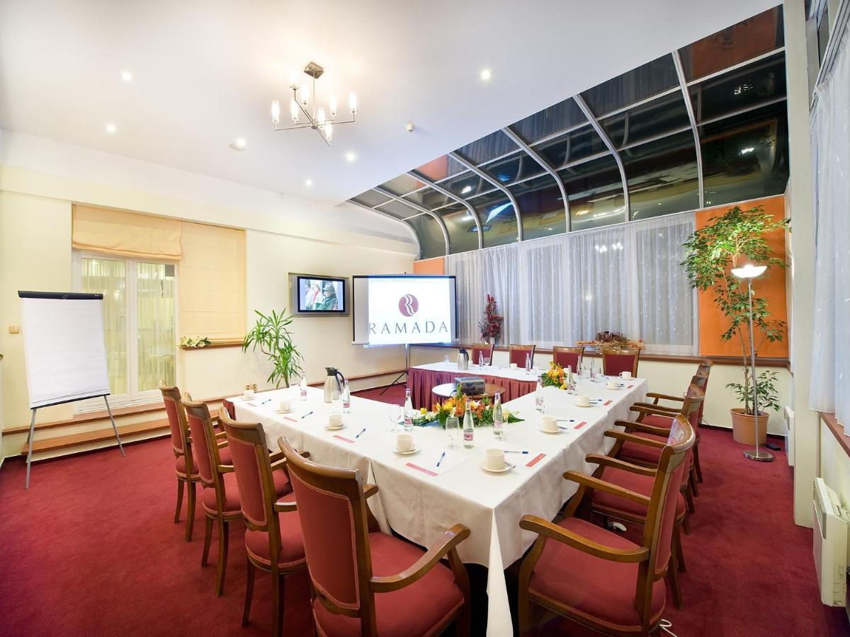 מלון Ramada Centre פראג