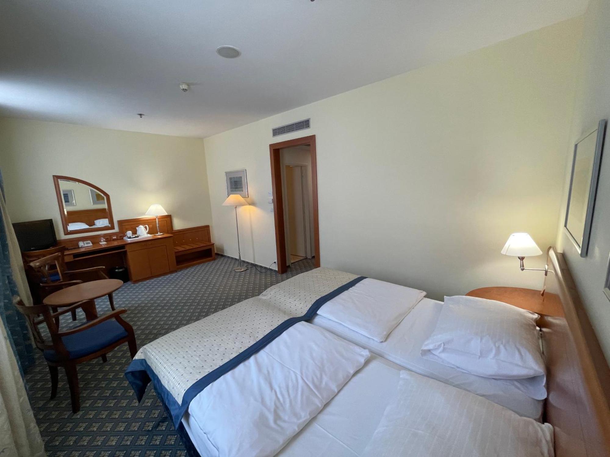 מלון Ramada Centre פראג